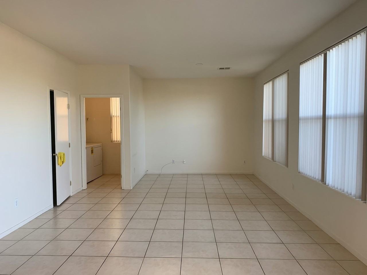 916 Coral Aloe St - Photo 2 of 18