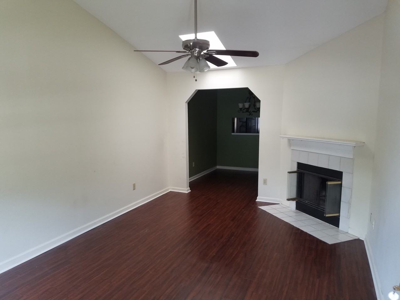 3875 Gaffney Loop - Photo 3 of 11