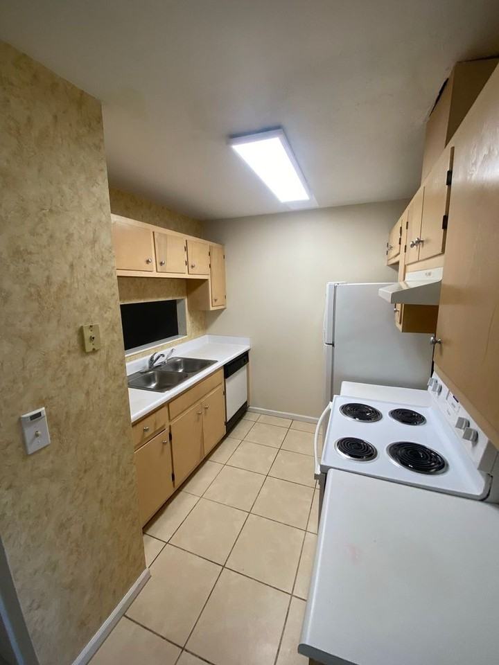 3875 Gaffney Loop - Photo 7 of 11