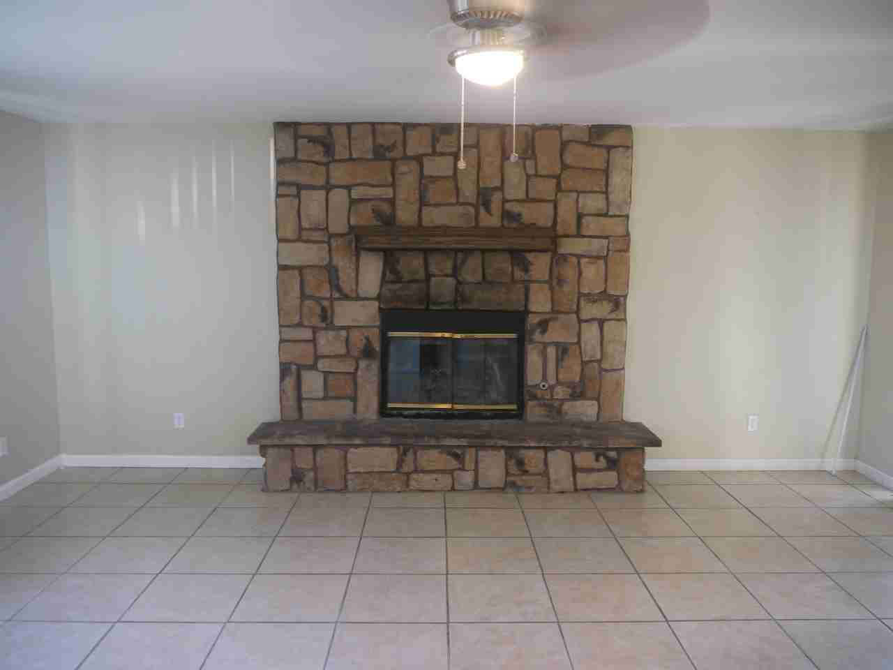 3160 Sanchez St - Photo 5 of 23