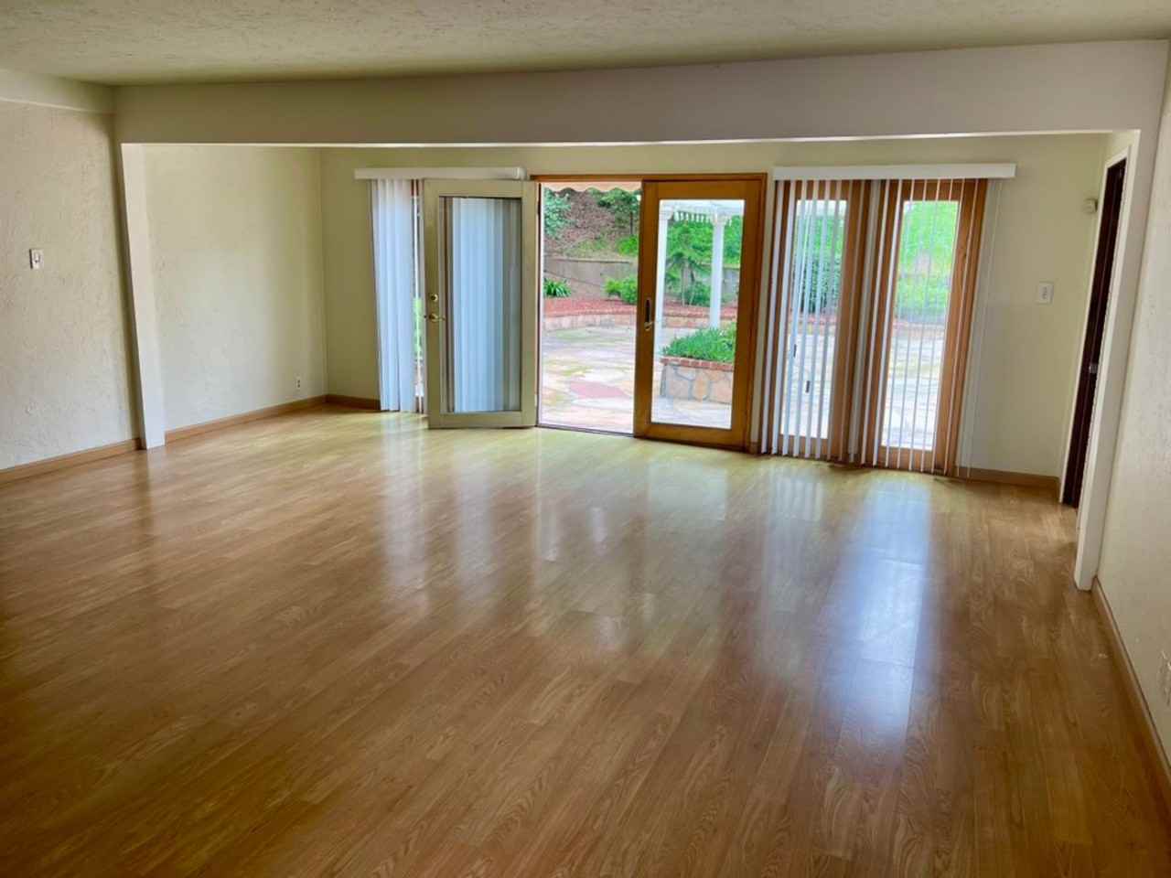 231 Marcella Way - Photo 5 of 48