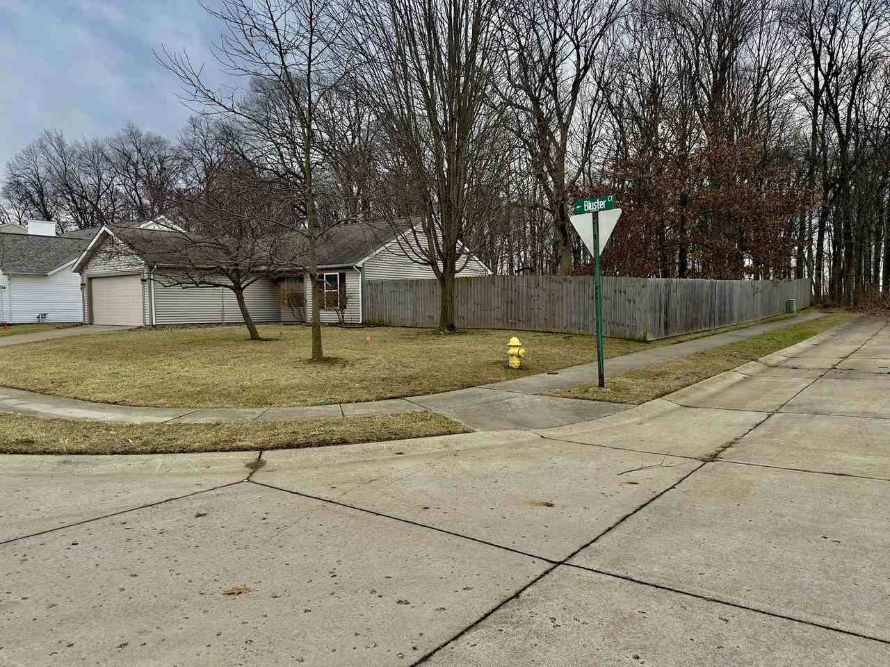 3055 Bluster Ct - Photo 2 of 26