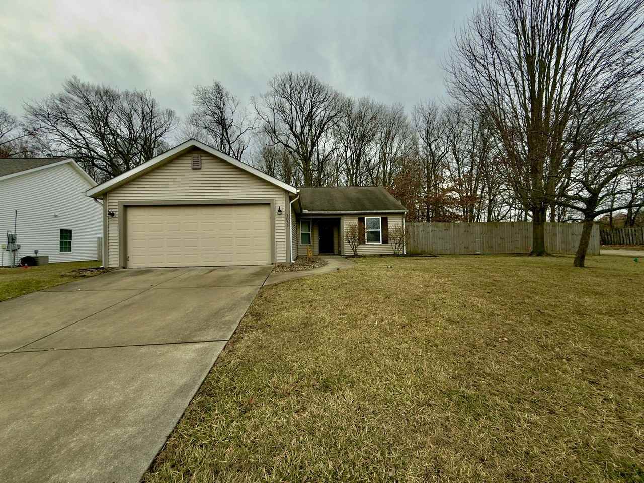 3055 Bluster Ct - Photo 3 of 26