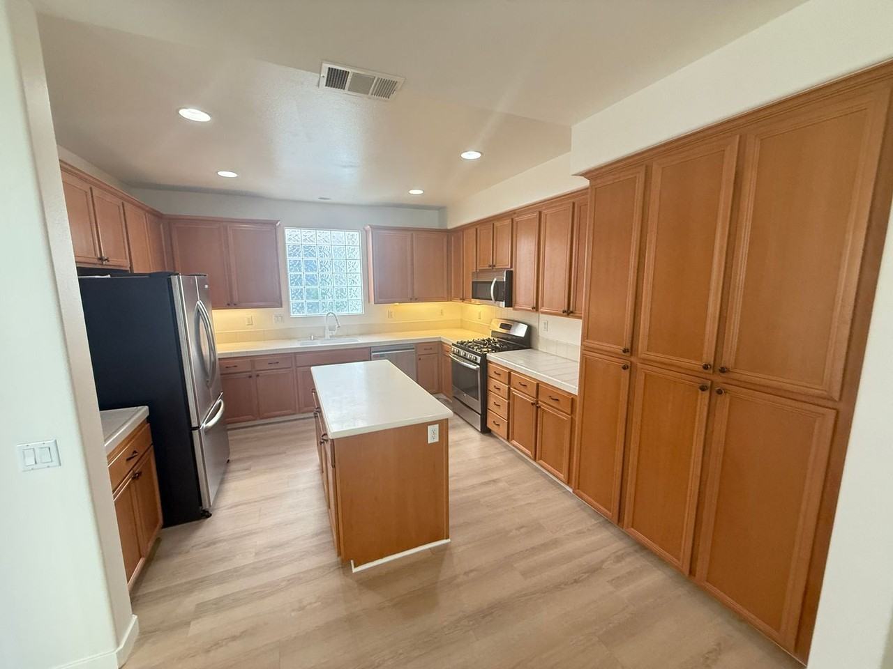 27594 Sunny Creek Dr - Photo 4 of 39