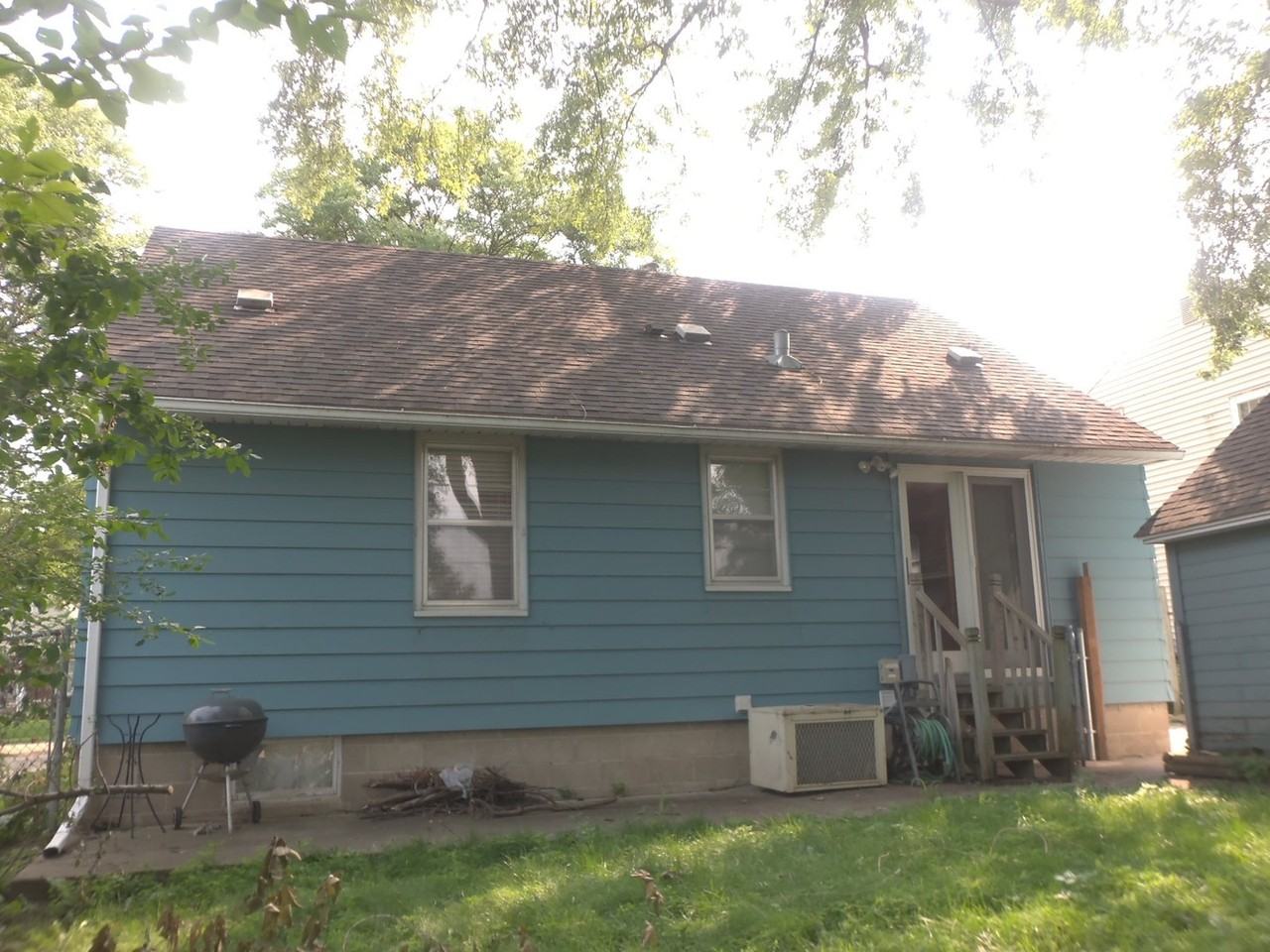 311 16th Ave Sw - Photo 3 of 18