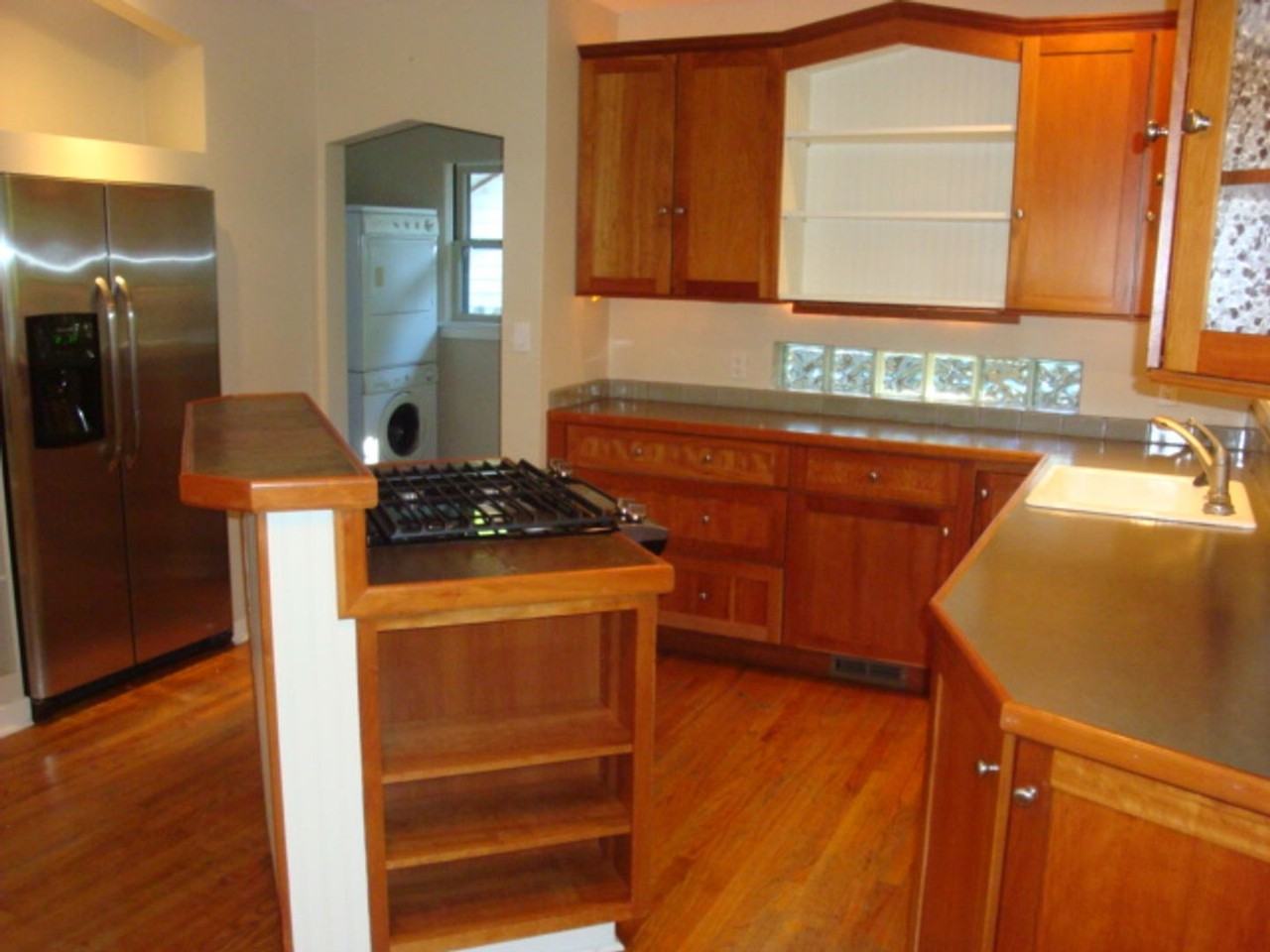 1555 Nw Awbrey Rd - Photo 6 of 23