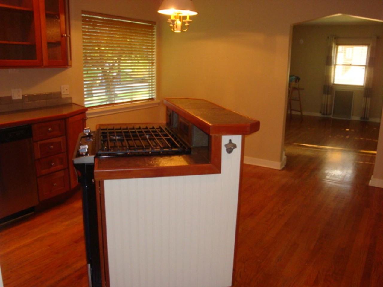 1555 Nw Awbrey Rd - Photo 7 of 23