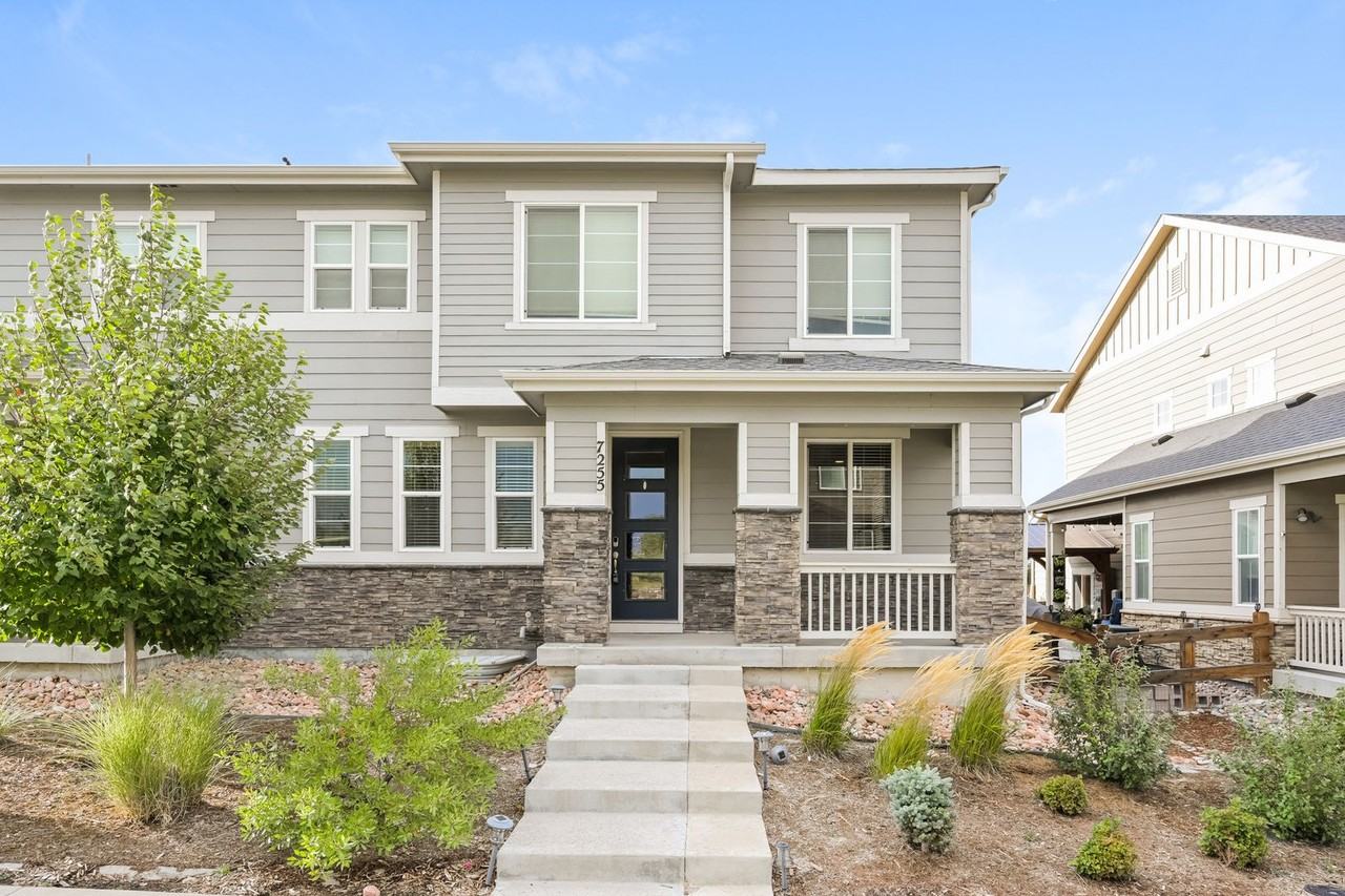 7255 S Millbrook Ct - Photo 2 of 21