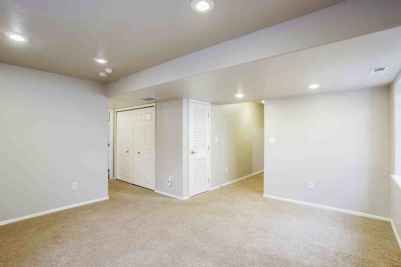 6519 Passing Sky Dr - Photo 5 of 20