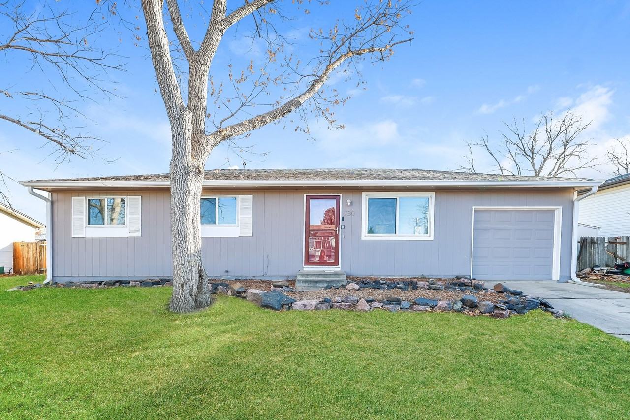 730 S Oakland St - Photo 2 of 38