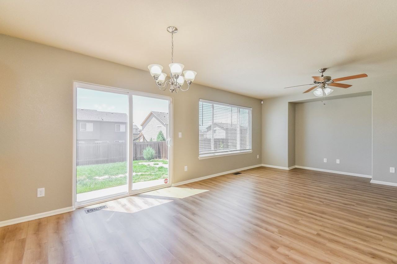 7325 Pearly Heath Rd - Photo 3 of 20