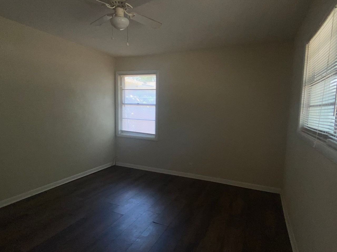 1806 S 19th St - Photo 7 of 17