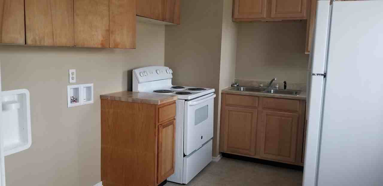 6316 Kent Rd - Photo 2 of 15