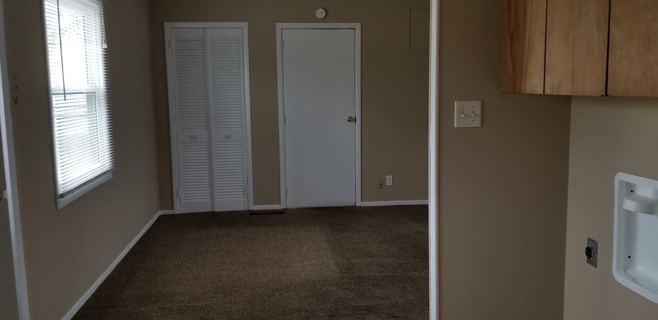 6316 Kent Rd - Photo 4 of 15