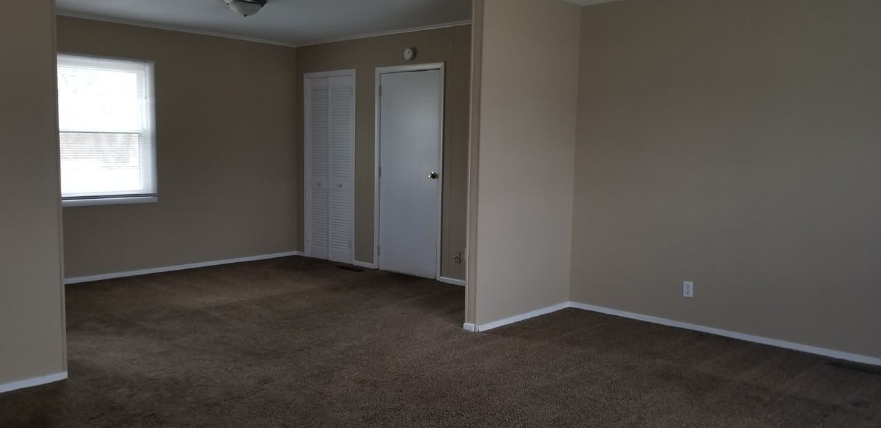 6316 Kent Rd - Photo 6 of 15