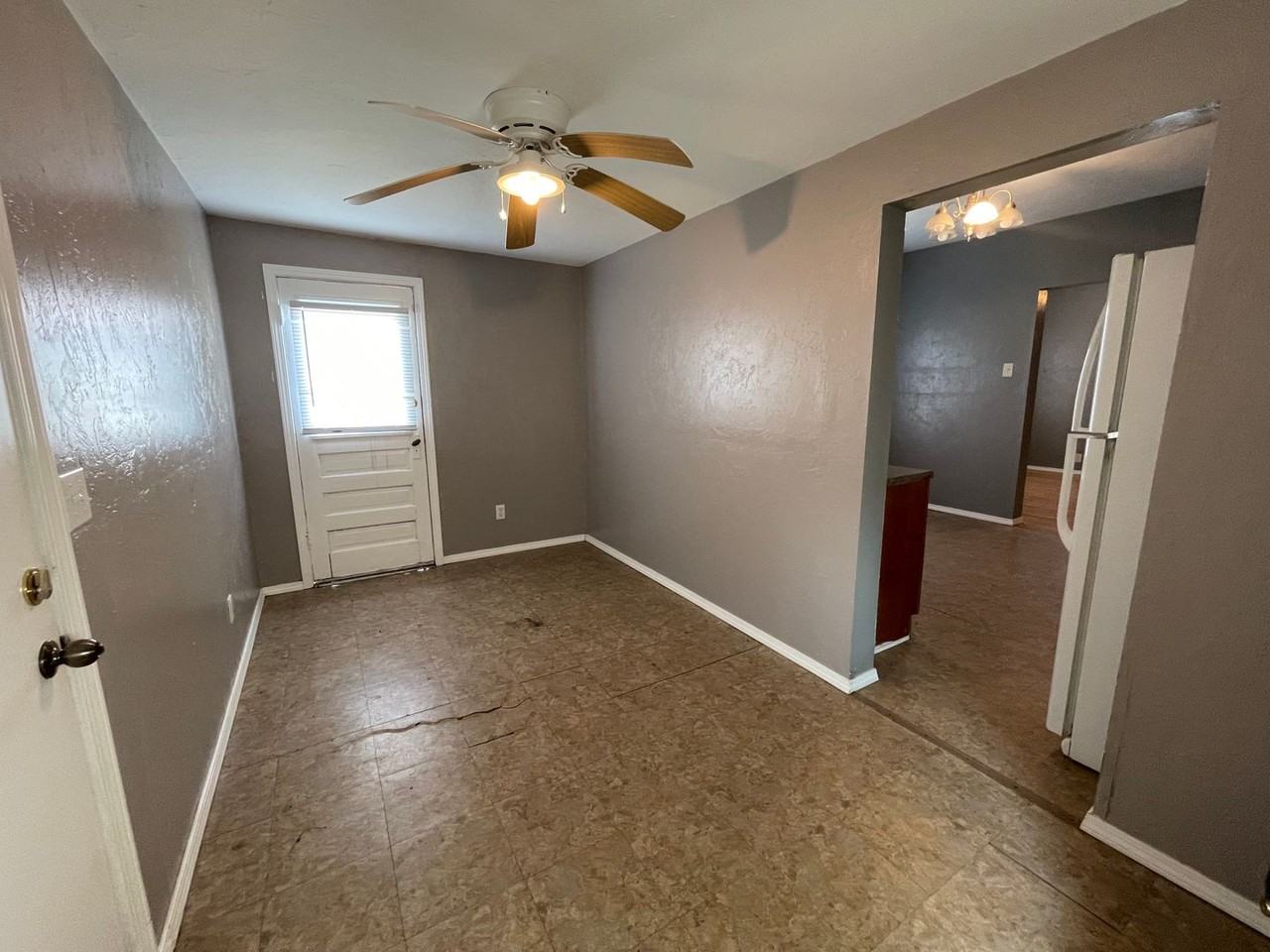 1516 S Dille Ave - Photo 7 of 31