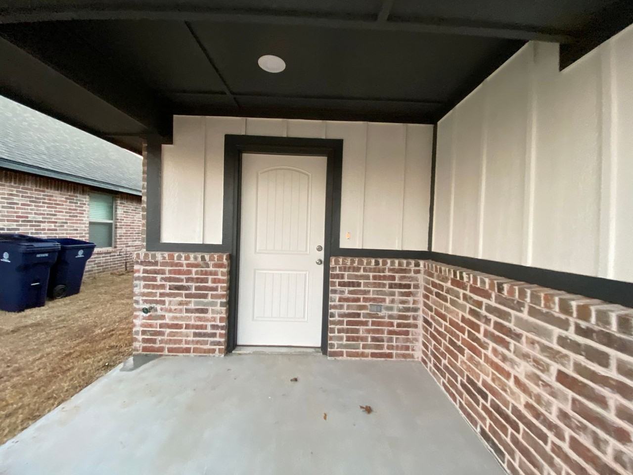 10908 Nw 119th St - Photo 3 of 22