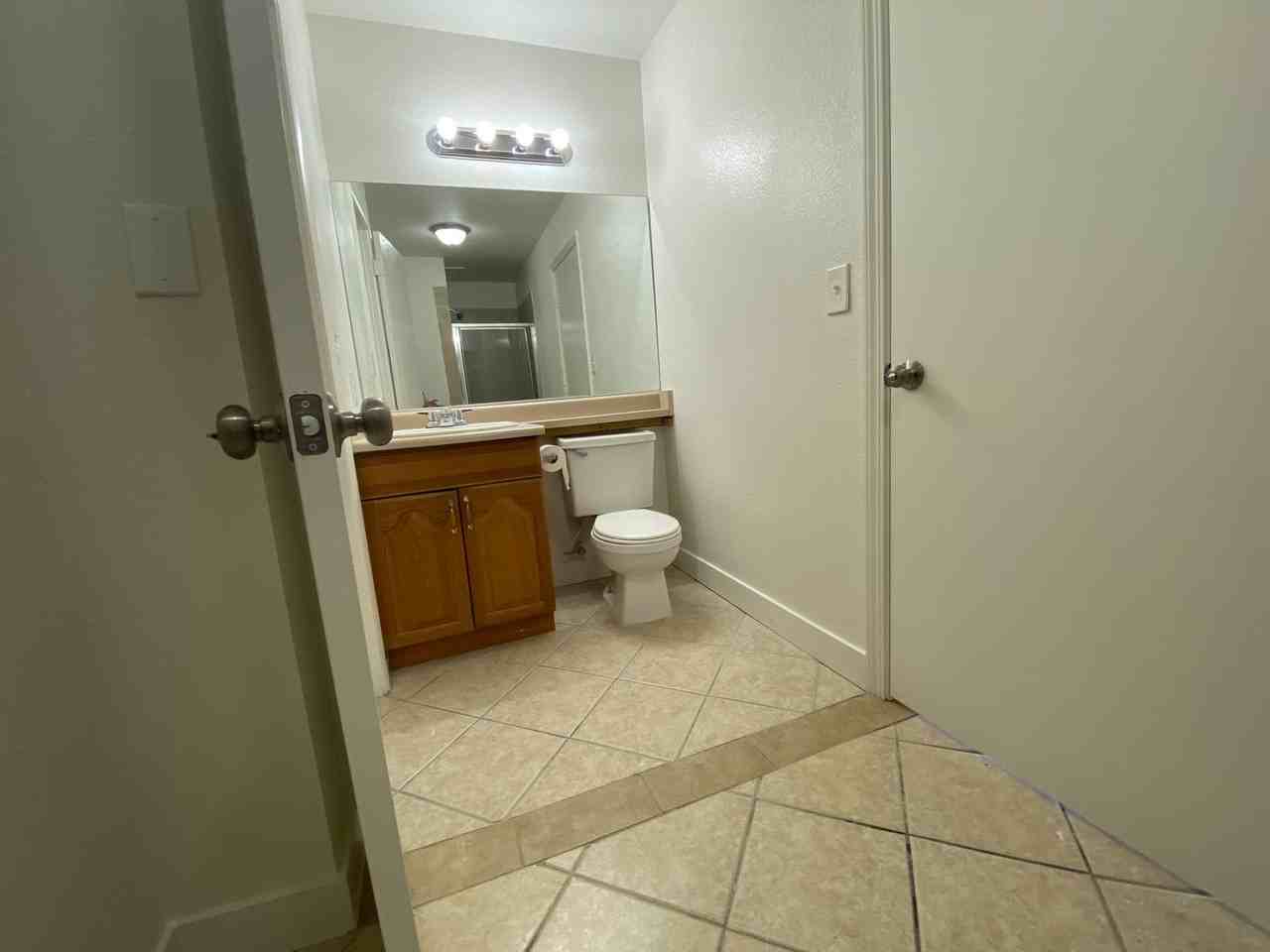 552 Prescott St - Photo 6 of 15