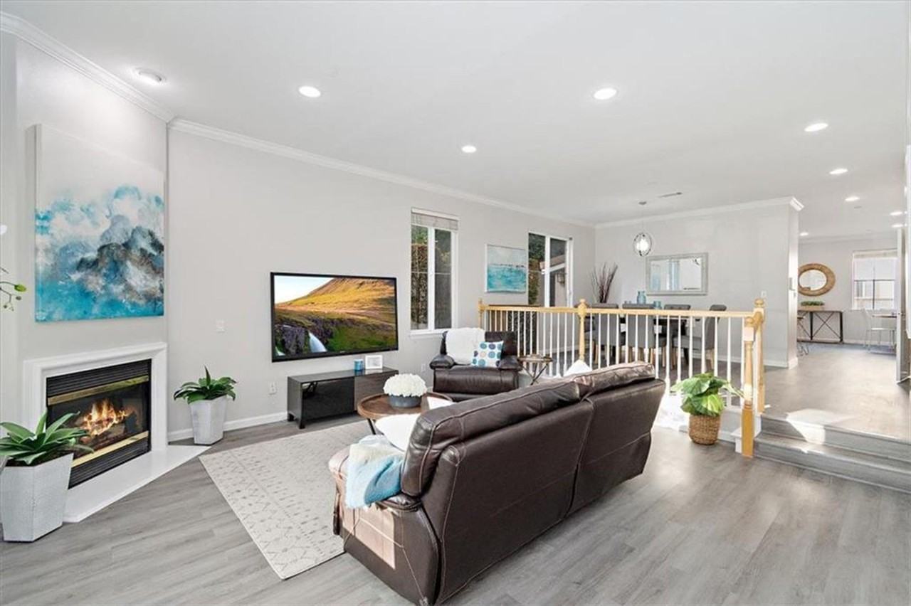 630 Meyer Ln #D - Photo 6 of 35