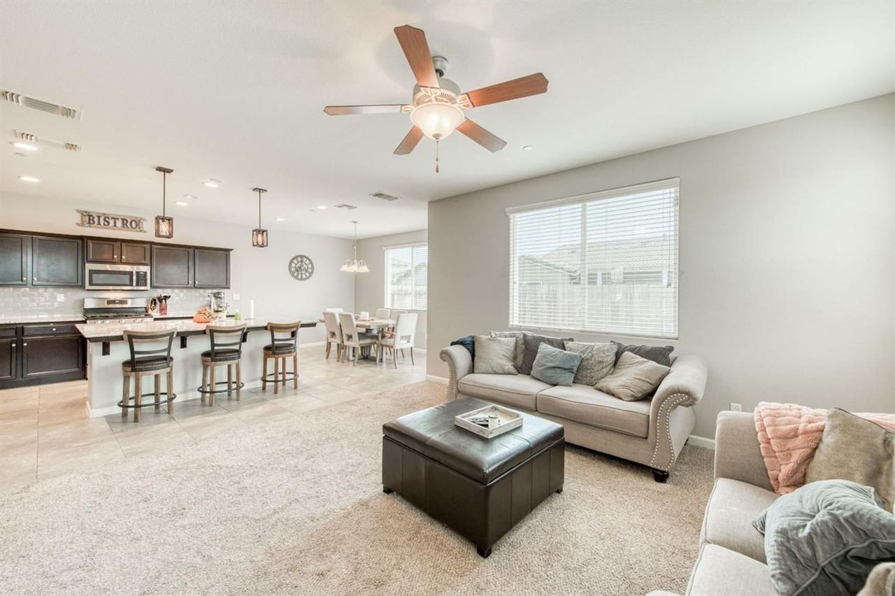 3950 Saginaw Ave - Photo 2 of 12