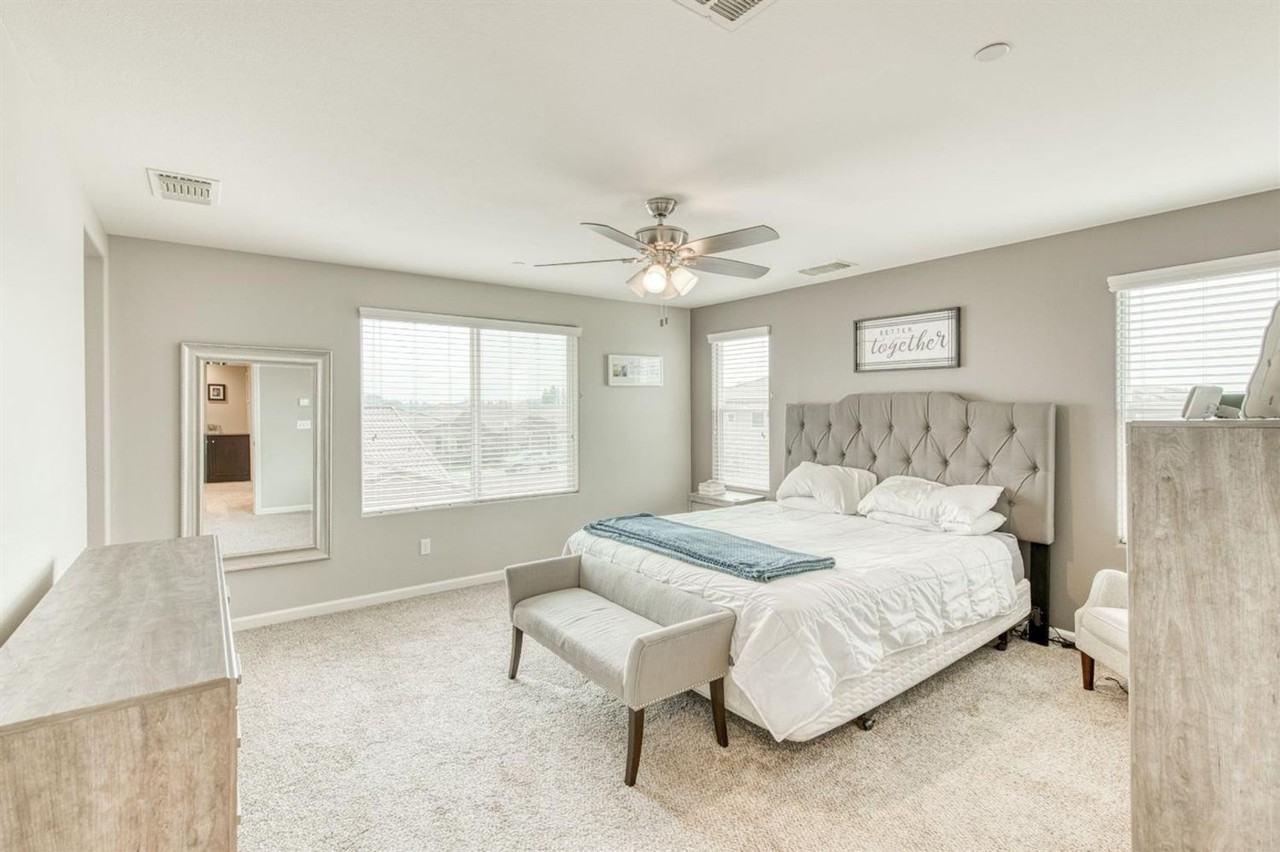 3950 Saginaw Ave - Photo 6 of 12