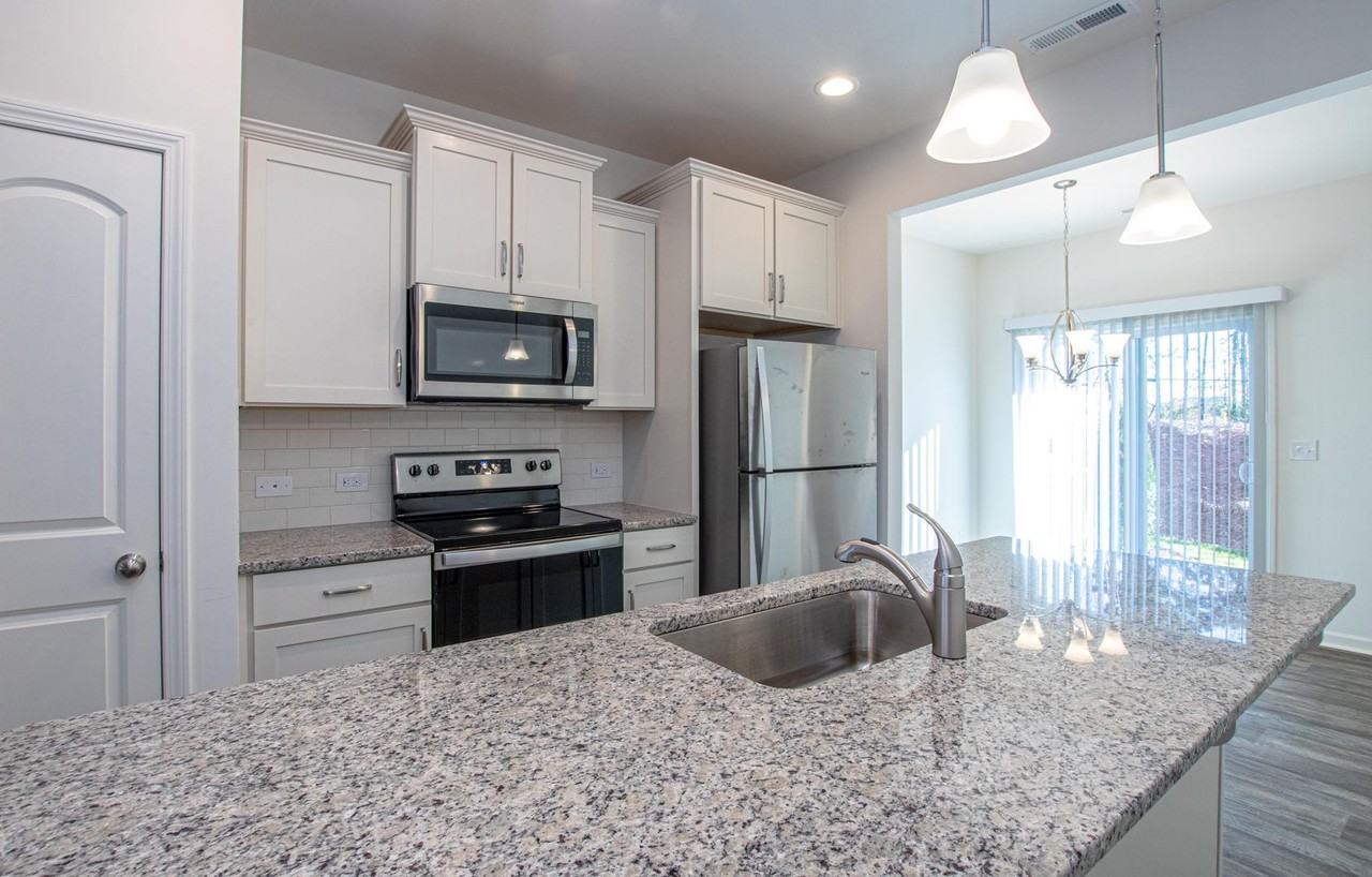 8568 Forest Point Rd Nw - Photo 6 of 22