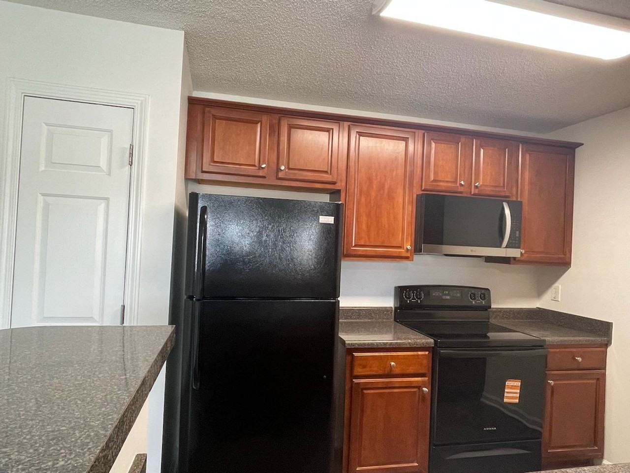 5500 Sierra Trl - Photo 6 of 17