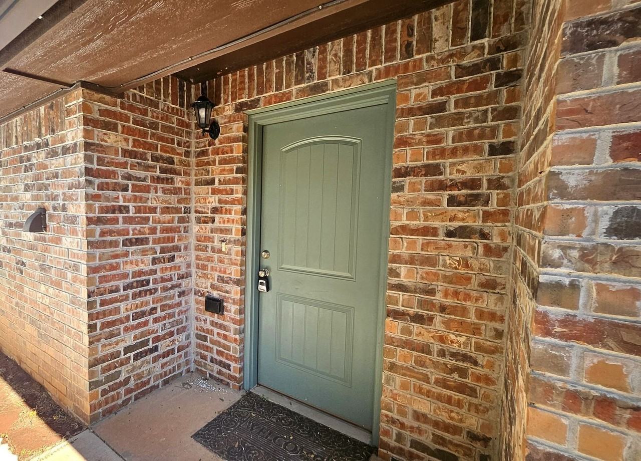 2173 Buena Vida Ln - Photo 3 of 27