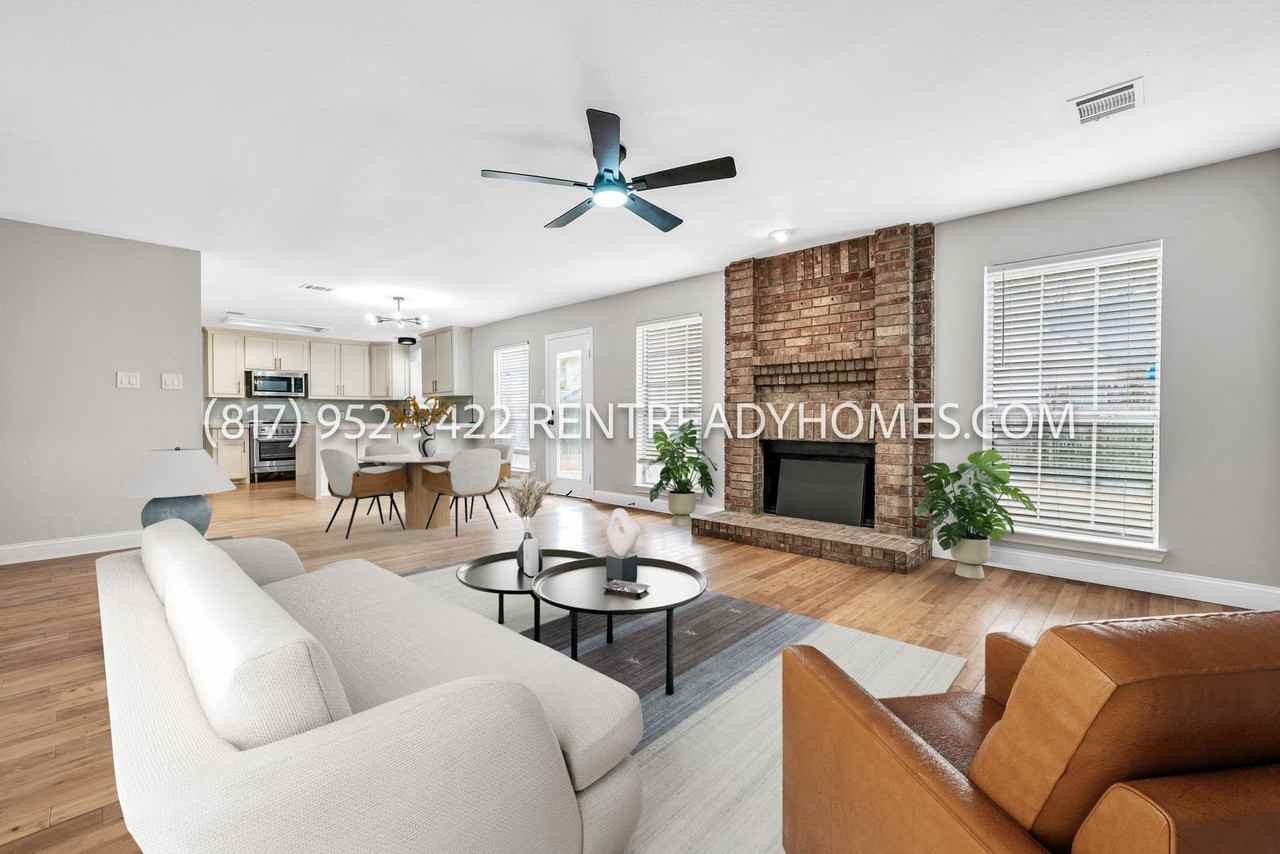 4407 Crane Dr - Photo 2 of 28