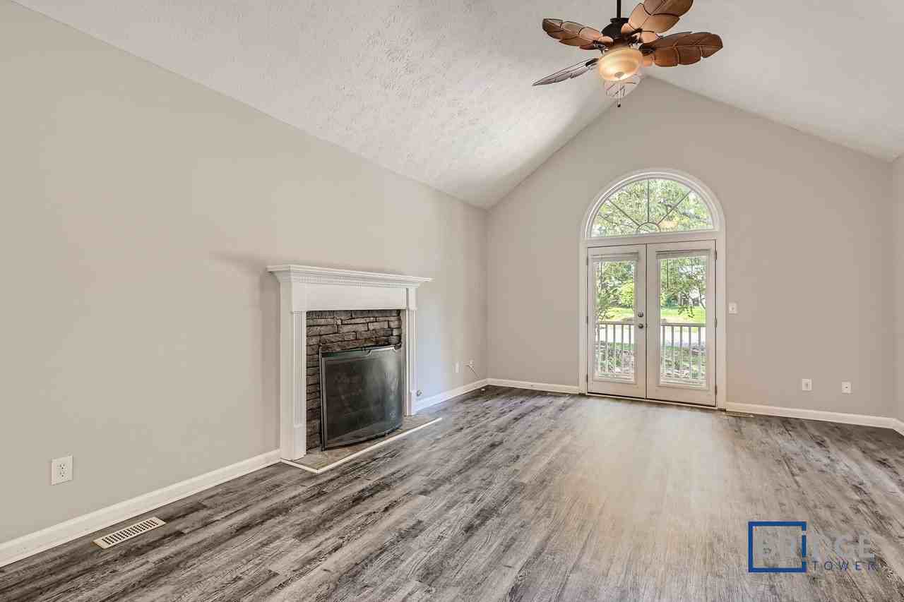 281 Cedars Glen Cir - Photo 2 of 10