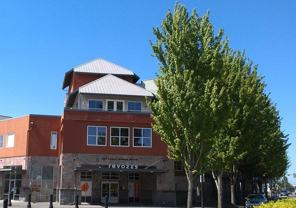 225 Logan Ave S - Photo 1 of 1