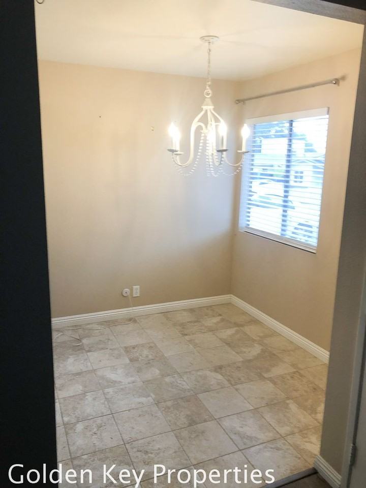 3180 Calle Osuna - Photo 4 of 15