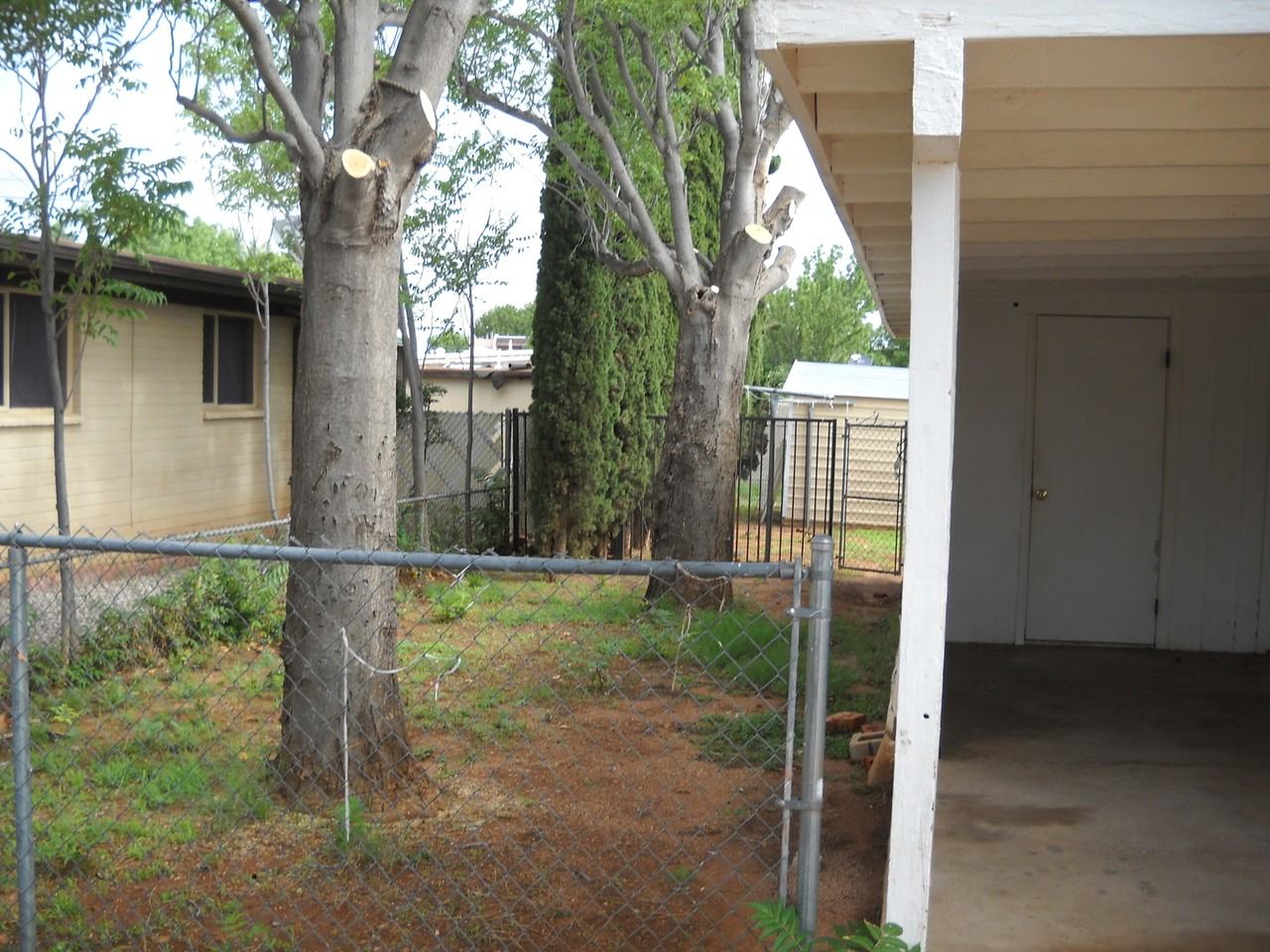 43 W Busby Dr - Photo 5 of 38