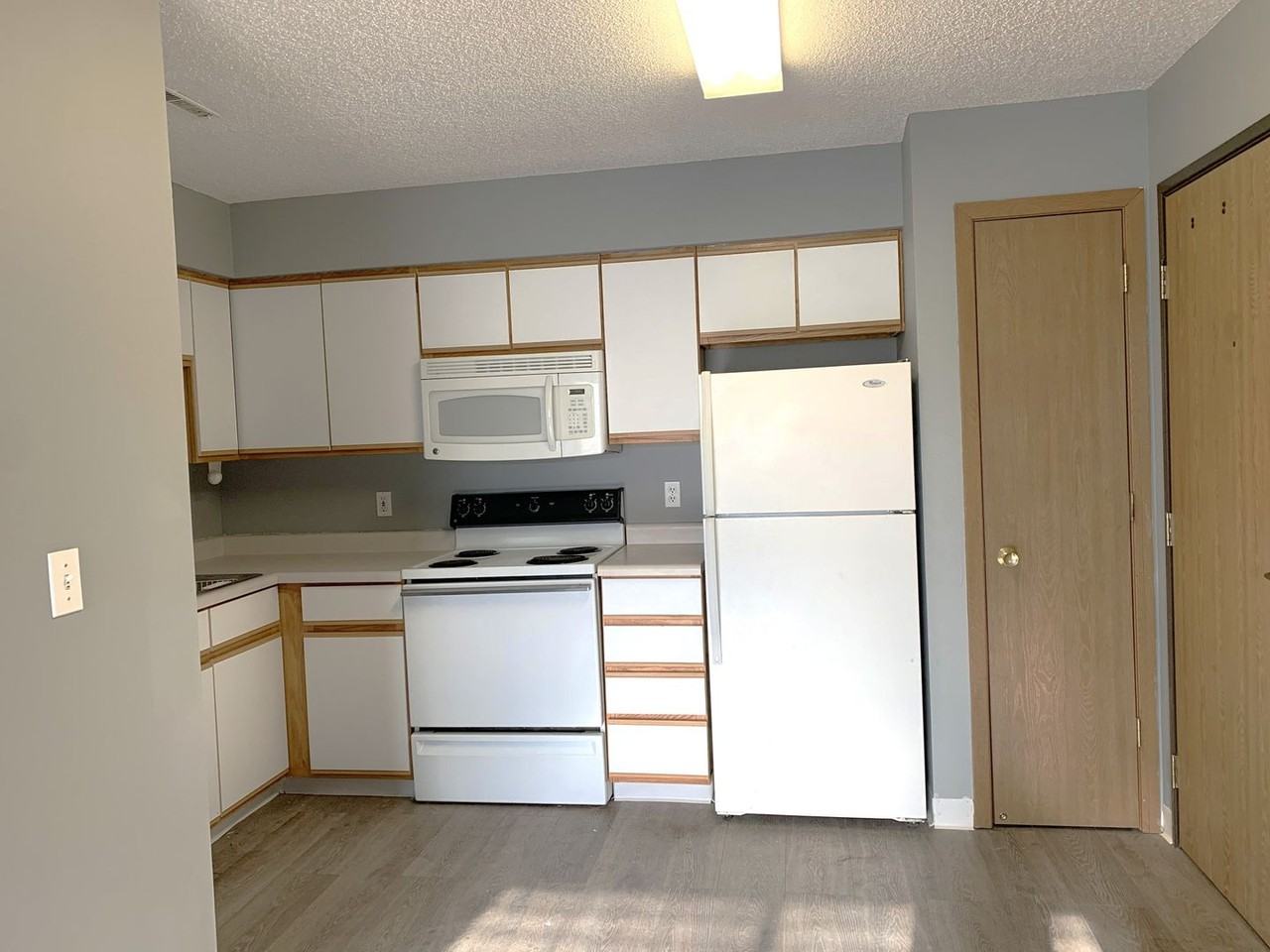 930A Boston Way #6 - Photo 4 of 7