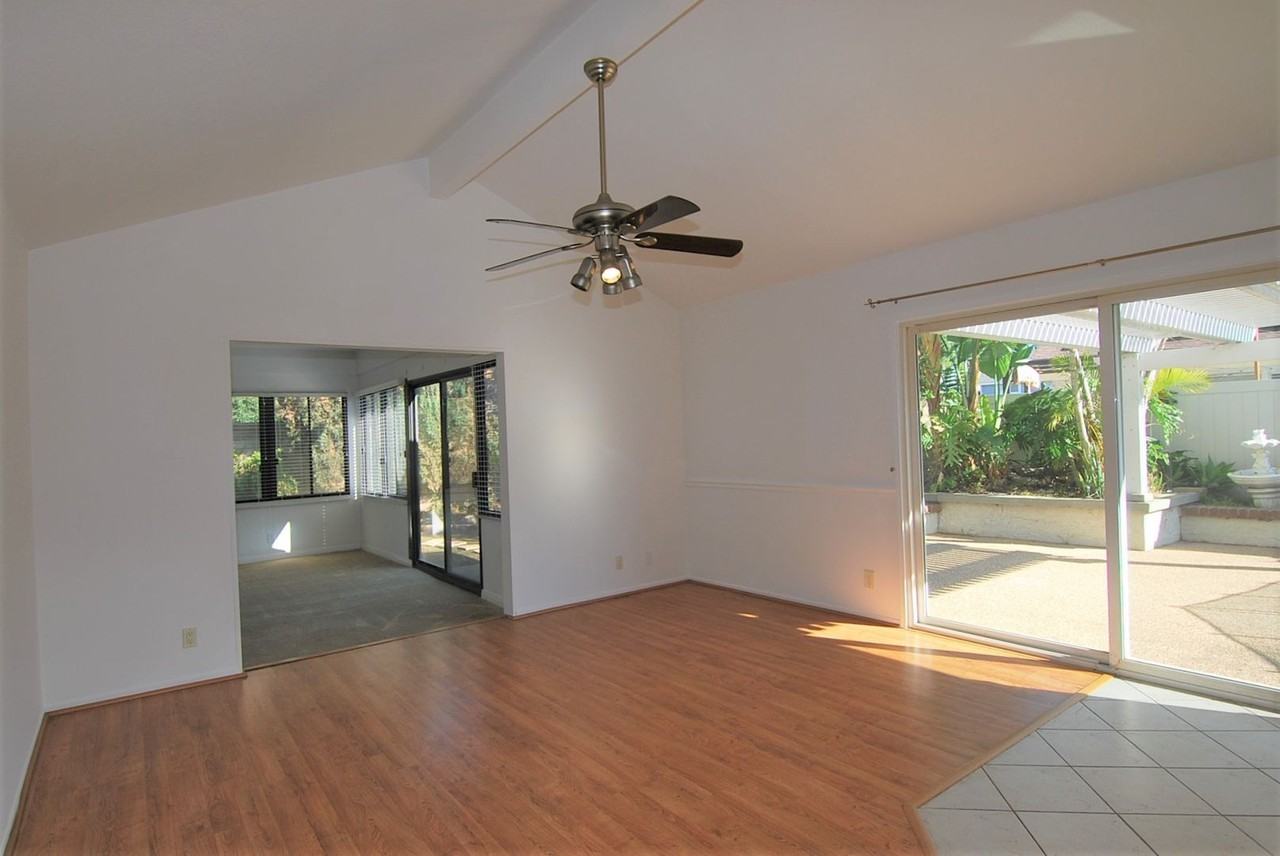 427 S Wrightwood St - Photo 6 of 38