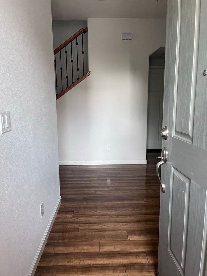 5768 Cornerstone Dr - Photo 2 of 31