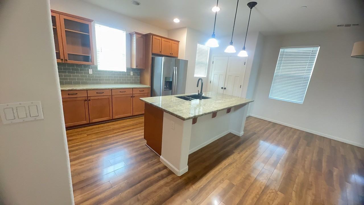 5768 Cornerstone Dr - Photo 3 of 31