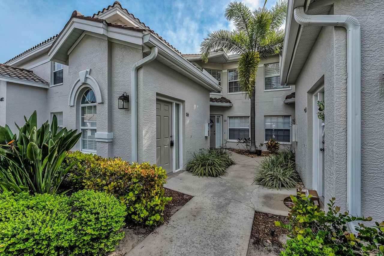 6812 Satinleaf Rd S #202 - Photo 4 of 29