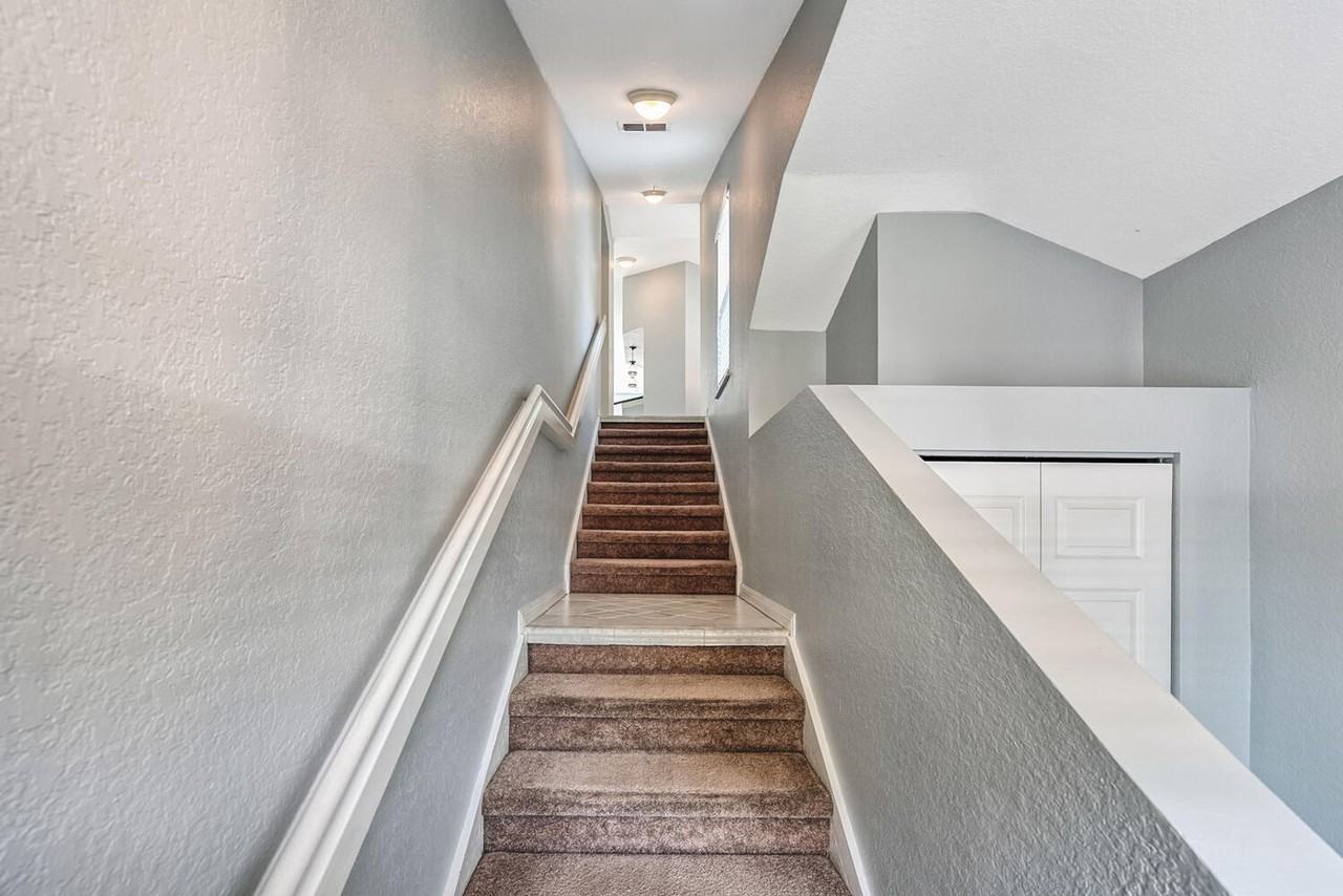 6812 Satinleaf Rd S #202 - Photo 5 of 29