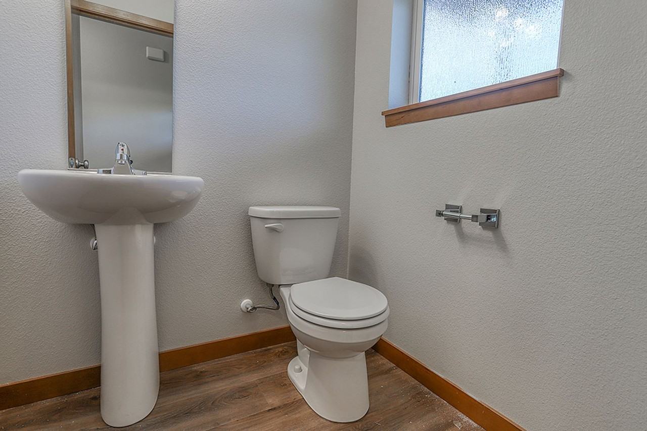 3371 Lewis Ln - Photo 2 of 15