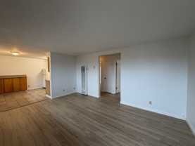 BRADLEY-112 - Photo 1 of 1