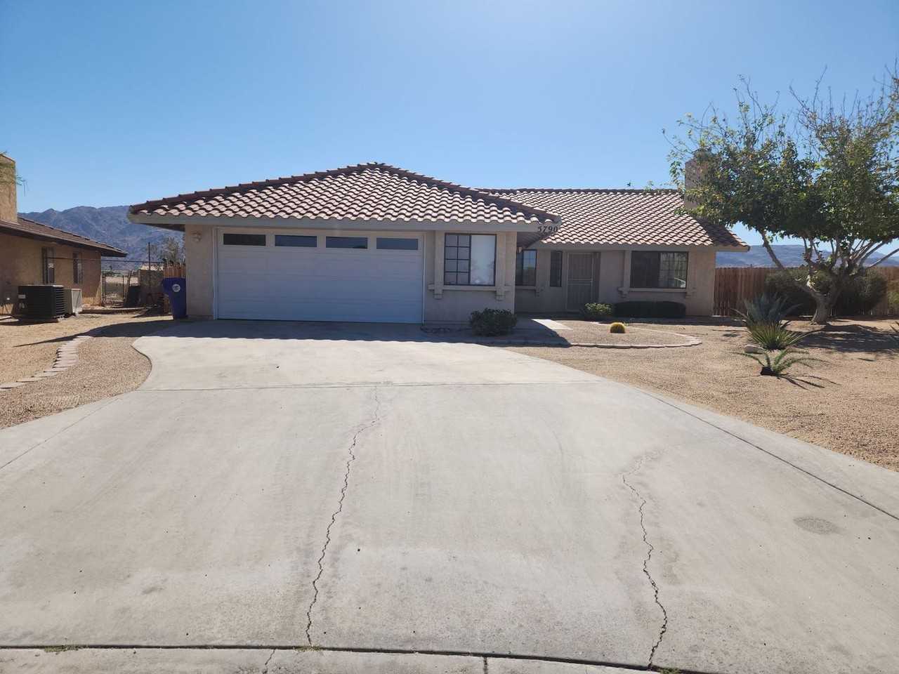 5790 Hall Ln - Photo 3 of 17