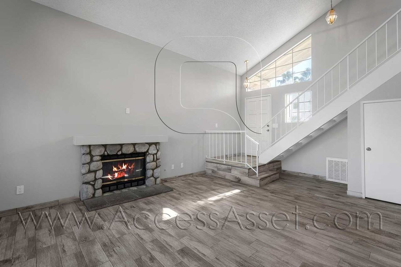 464 E Jarvis St - Photo 5 of 29