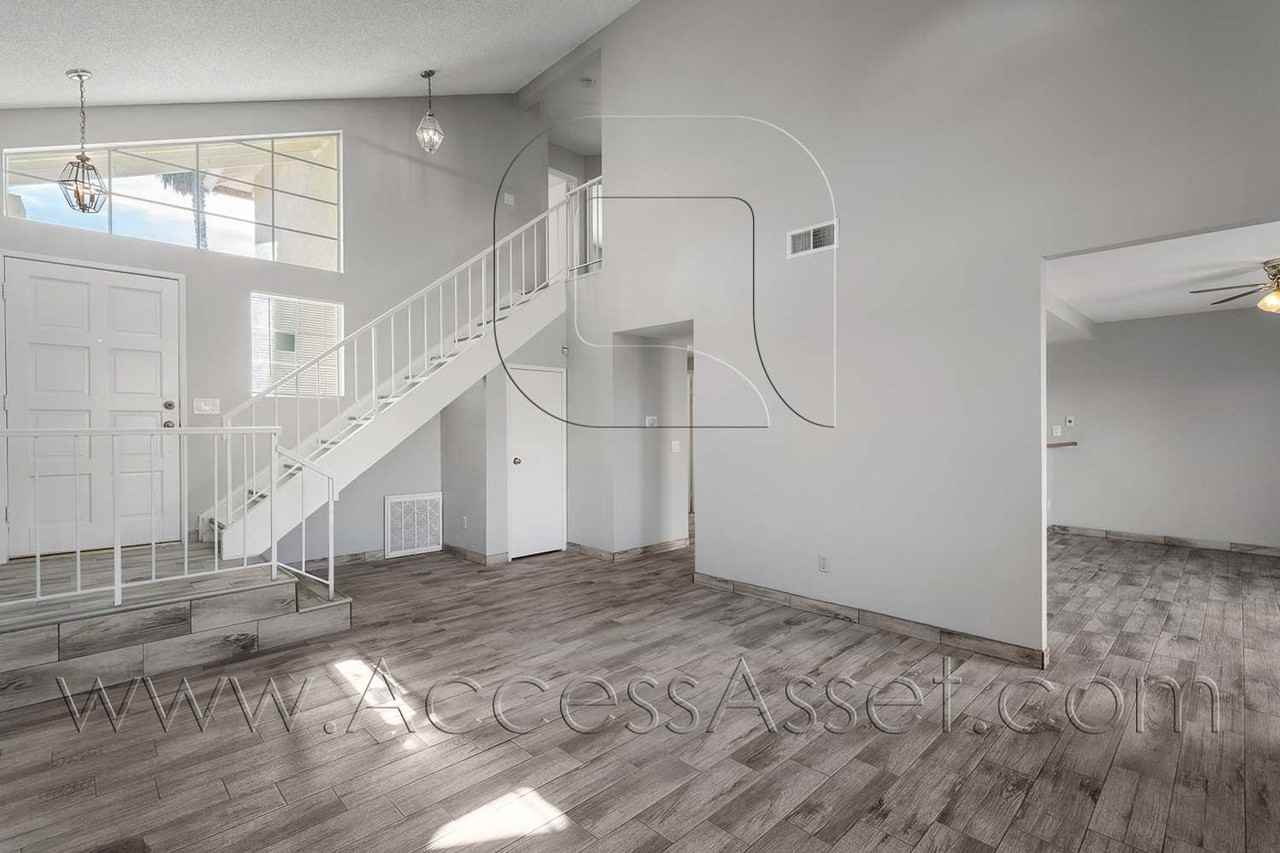 464 E Jarvis St - Photo 6 of 29