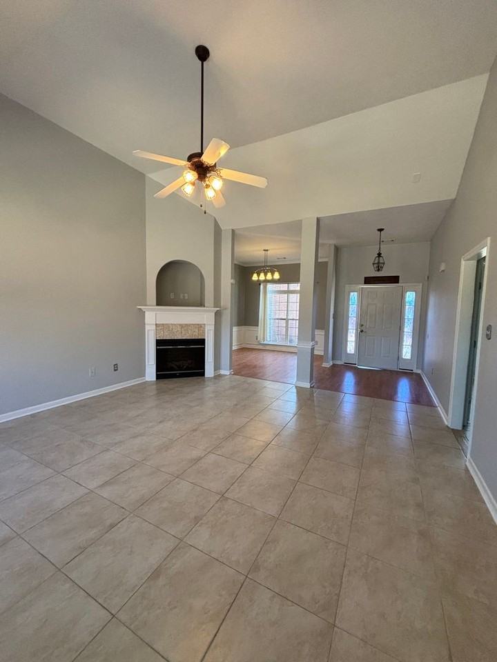 2026 Lake Forest Dr - Photo 3 of 24