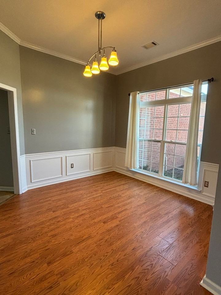 2026 Lake Forest Dr - Photo 5 of 24