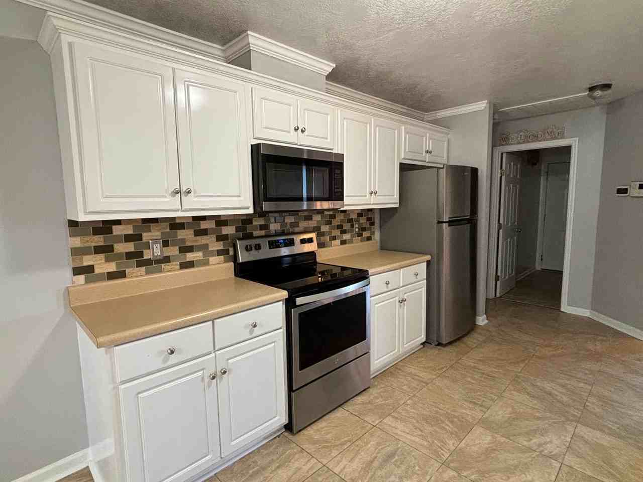 2026 Lake Forest Dr - Photo 6 of 24