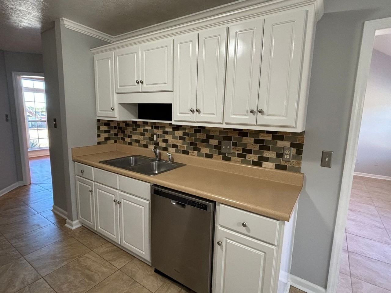 2026 Lake Forest Dr - Photo 7 of 24