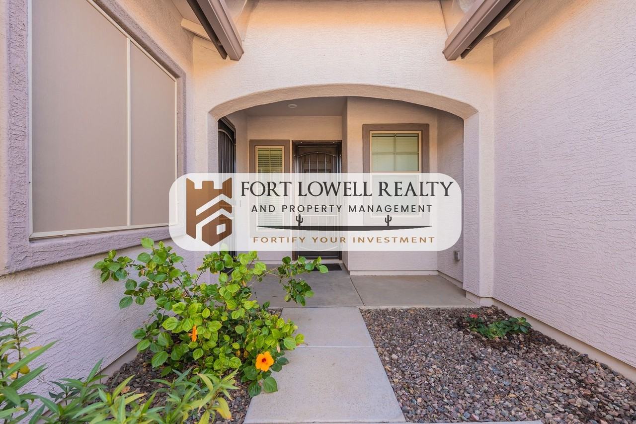 2811 W Pollack St - Photo 3 of 43