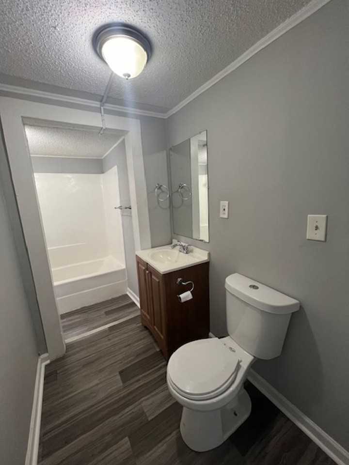 458 Arch St - Photo 7 of 13